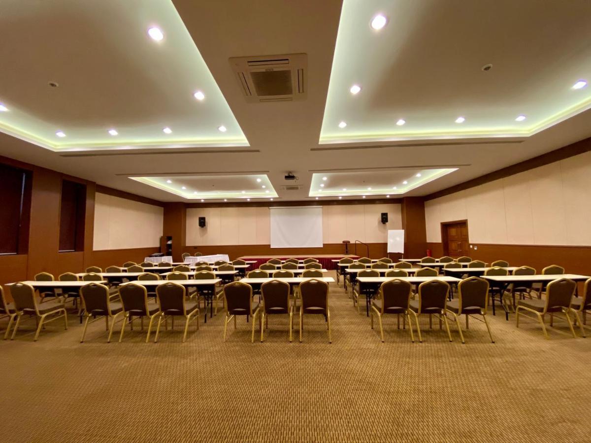 אורגופ Perissia Hotel & Convention Centre מראה חיצוני תמונה
