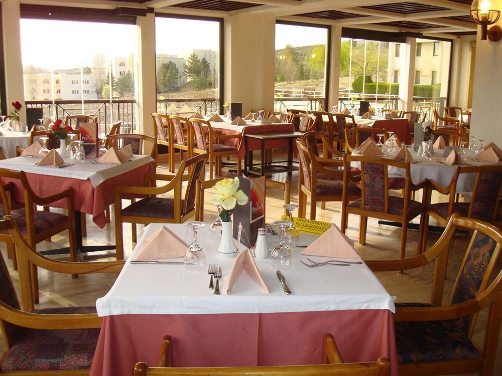 אורגופ Perissia Hotel & Convention Centre מראה חיצוני תמונה